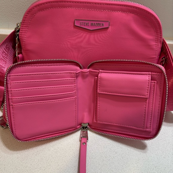 Steve Madden Pink Crossbody & Wallet Set - Picture 5 of 7
